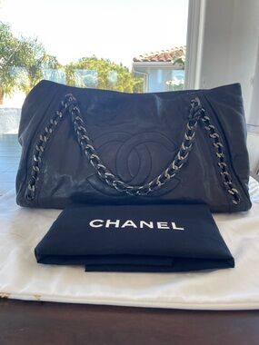 CHANEL 2005 Black Metallic Caviar Modern Chain East West Leather Tote Bag